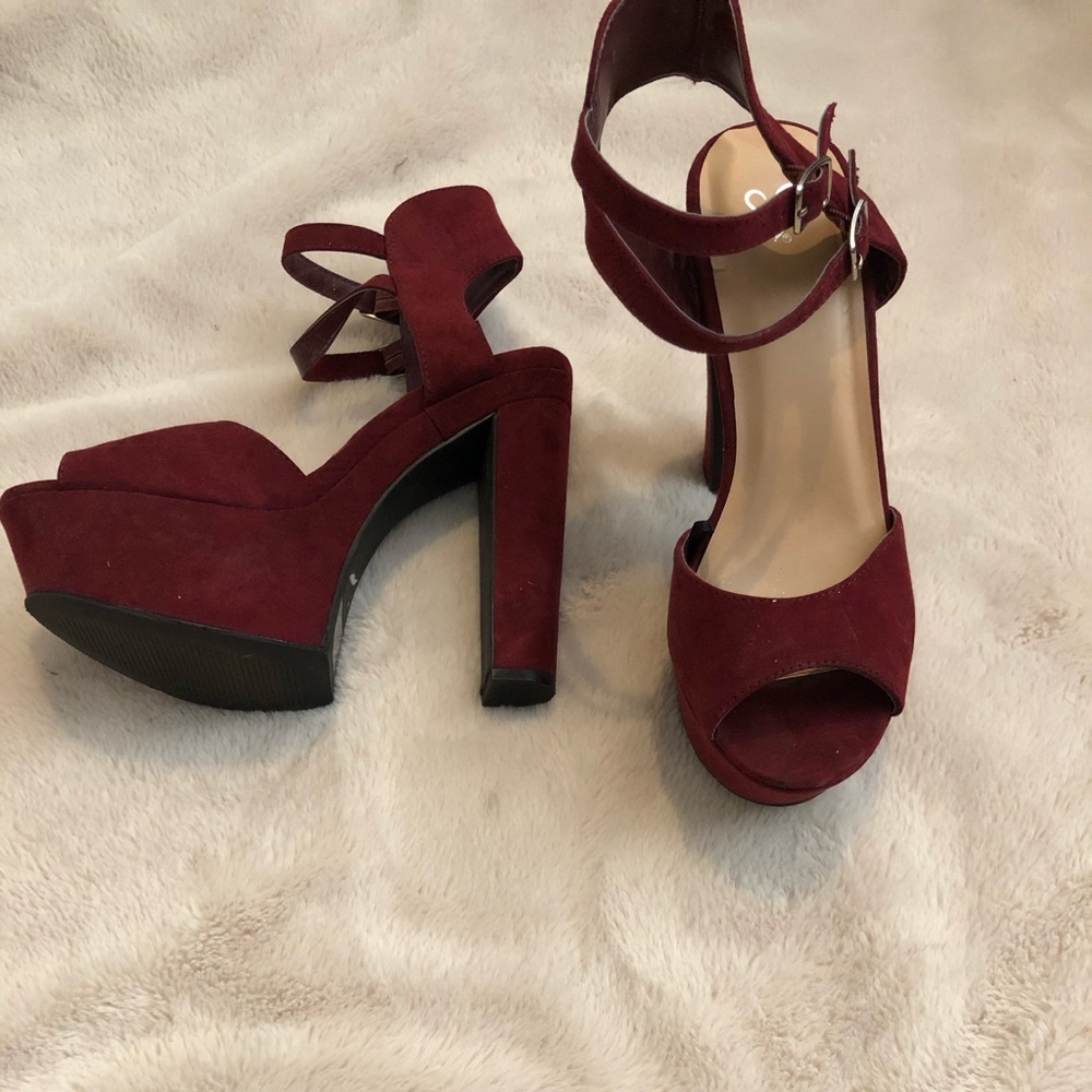 Red platforms